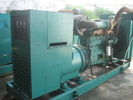 平塘租赁发电机- 发电机碳刷磨损的原因是什么