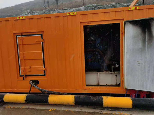 平塘发电车出租-应急柴油发电机组选什么样的比较好？