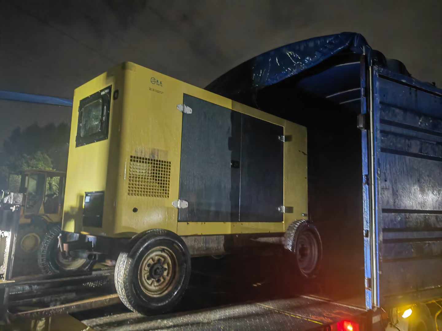 平塘如何根据负载特性选择合适的柴油发电机？