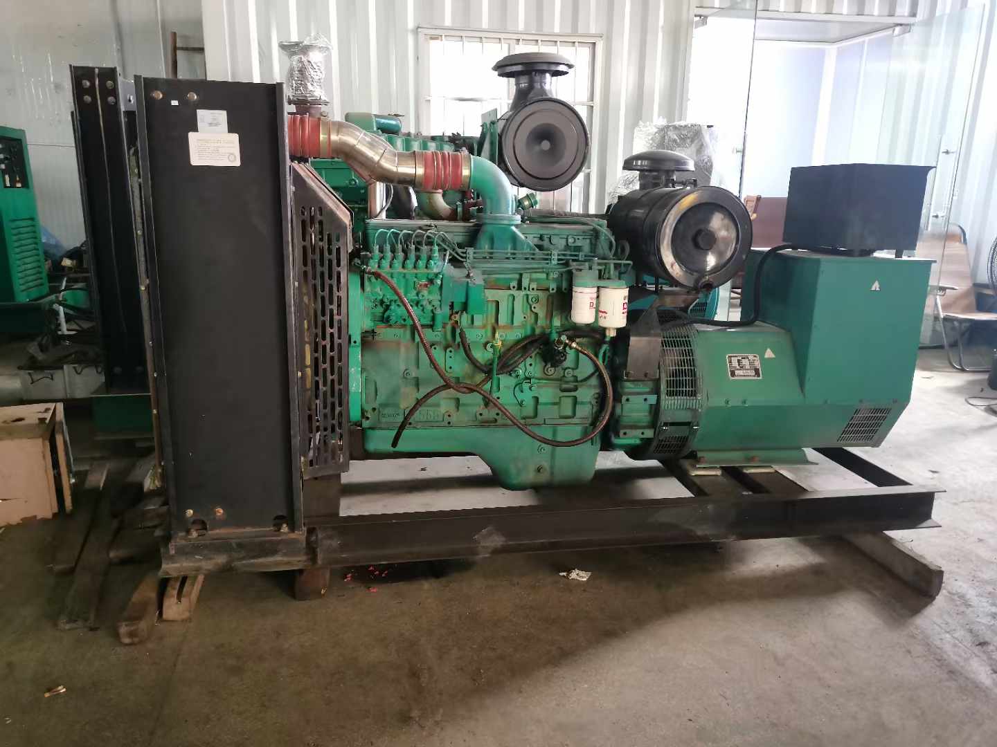 平塘发电机租赁如何确定电缆的承载电流是否在安全范围内？