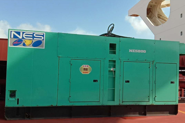 平塘如何检测发电机组中性点接地是否良好？