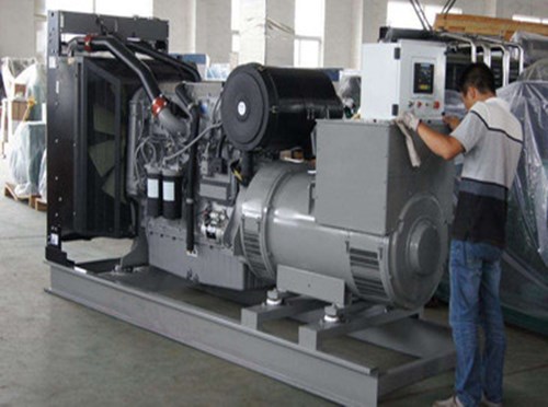 平塘柴油发电机组和储能设备配合使用的案例