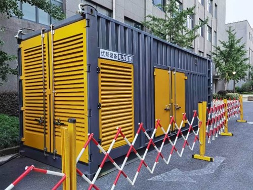 平塘如何使用转速表检查发动机的转速？