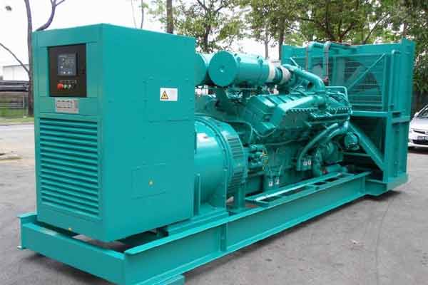 平塘柴油发电机组电压不稳定怎样维修？