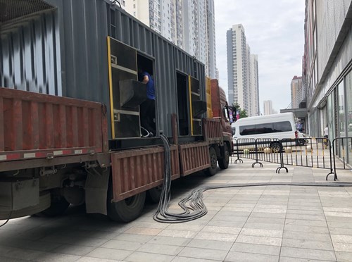 平塘冷却液不足的情况下如何检查柴油发电机组？