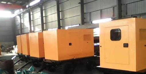 平塘柴油发电机组冬季启动后需要进行哪些检查和操作？